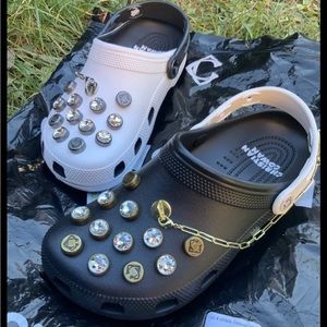 Christian Cowan Crocs w6